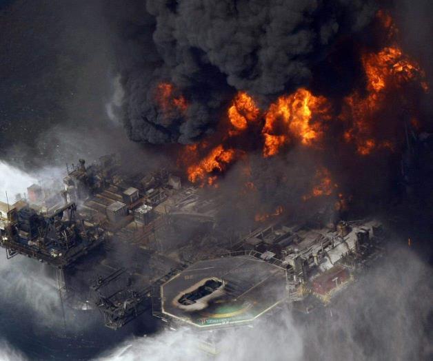 Quince años después en el golfo: No se olvida la explosión letal de derrame de crudo Quince años después en el golfo: No se olvida la explosión letal de derrame de crudo