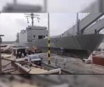 Buque de la Marina choca en dique seco de Pemex en Madero