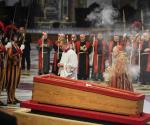 La basílica de San Pedro abre sus puertas para que los católicos se despidan del papa Francisco