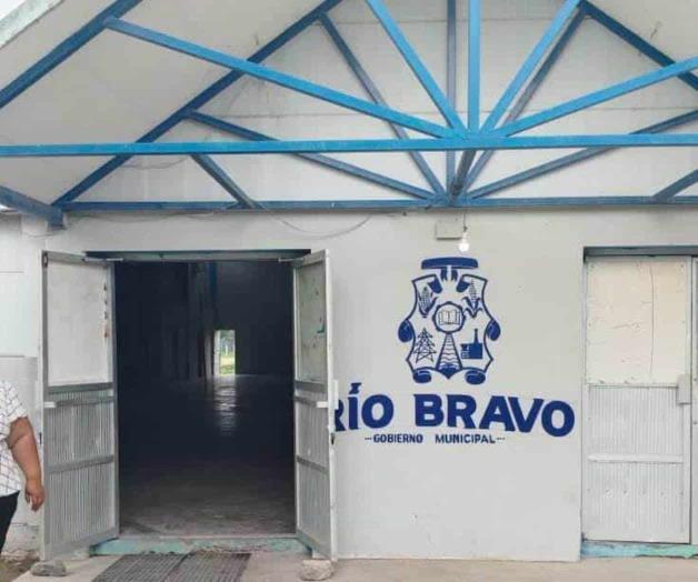 Roban a maestros