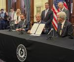 El gobernador de Texas promulga ley que crea otra iniciativa a nivel estatal inspirada en el DOGE