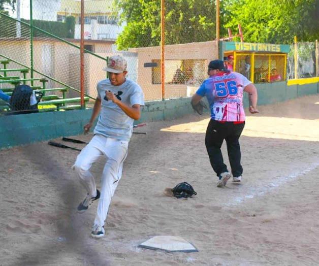 Abren puertas del campo Pedro Guajardo: Reanudan actividades en la Liga Burocr&aacute;tica