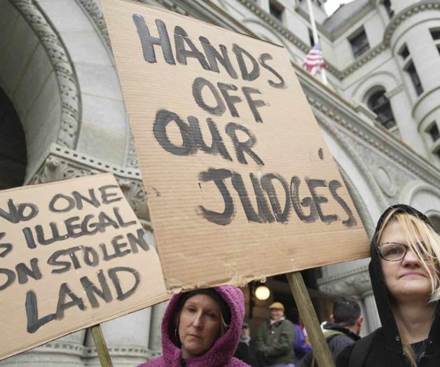 Detiene FBI a la jueza de Milwaukee Detiene FBI a la jueza de Milwaukee