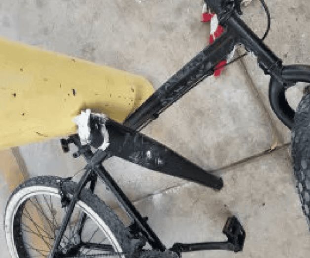 Pedalea duro en su bici con droga en el cuadro Pedalea duro en su bici con droga en el cuadro