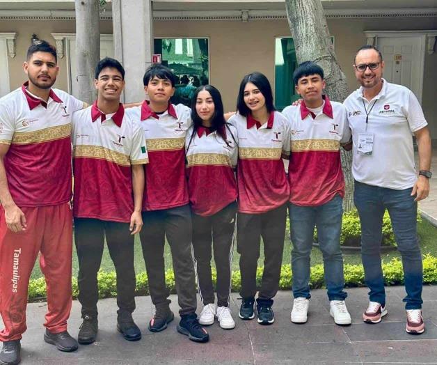 Karatekas de Reynosa dan la cara por Tamaulipas