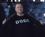 Musk gana poder, cae su popularidad