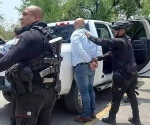 Confirman que delegado del IMSS portaba arma y $298 mil en efectivo Confirman que delegado del IMSS portaba arma y $298 mil en efectivo