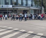 Trabajadores de Mejoredu organizan protesta en sus instalaciones