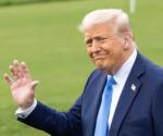 Trump elogia la postura de Bezos sobre aranceles en Amazon