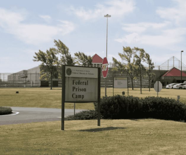 Sentencian a dos por tráfico de armamento Sentencian a dos por tráfico de armamento