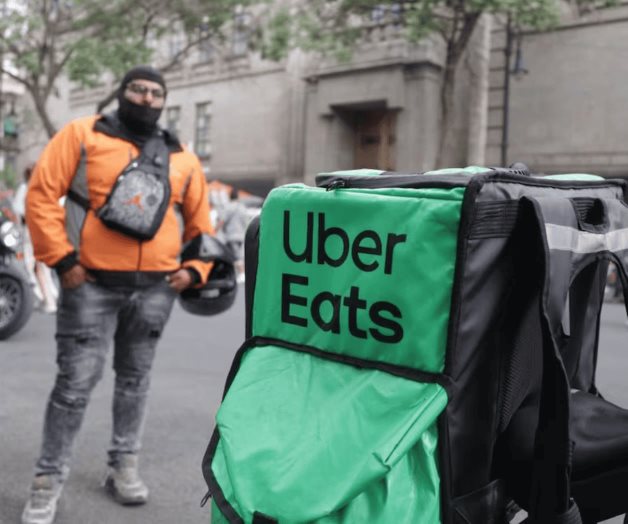 Rechazan proyecto que propone amparar a Uber contra impuesto de 2% Rechazan proyecto que propone amparar a Uber contra impuesto de 2%