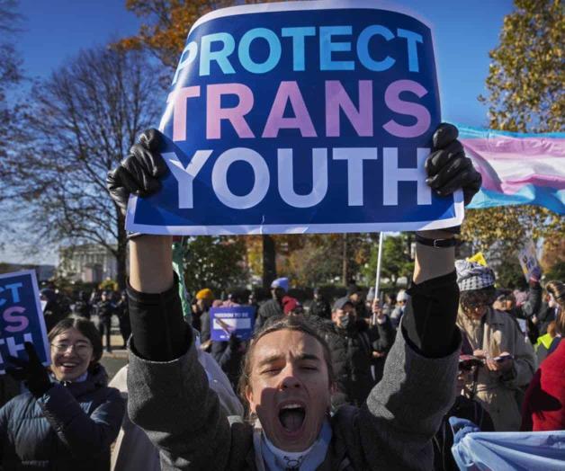 Agencia de salud de Trump recomienda terapia para jóvenes transgénero, no atención afirmativa Agencia de salud de Trump recomienda terapia para jóvenes transgénero, no atención afirmativa