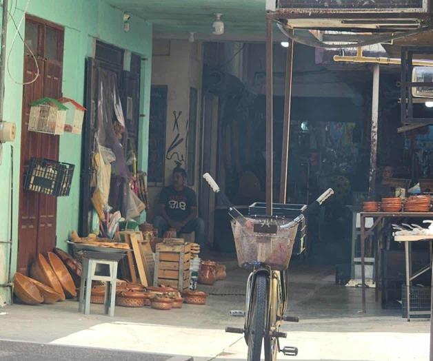 Afecta ´puente´ a comerciantes Afecta ´puente´ a comerciantes