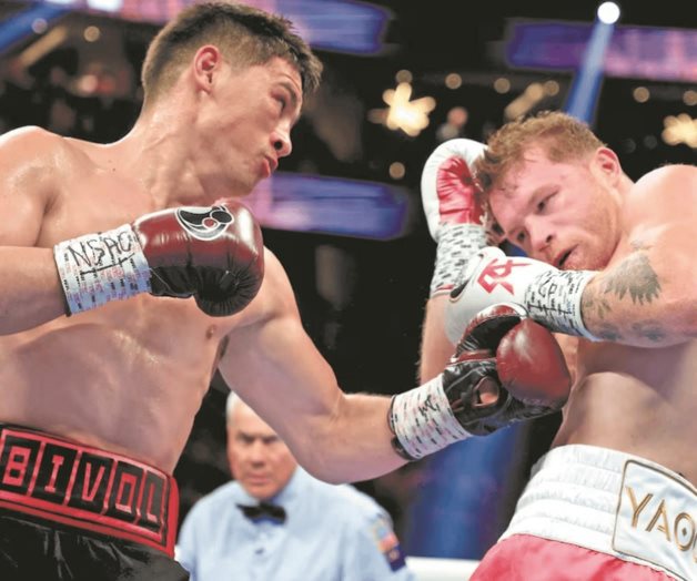 La vez que Canelo subió a la división de peso semicompleto y perdió La vez que Canelo subió a la división de peso semicompleto y perdió