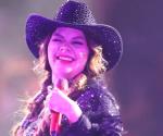 Bebé de Yuridia será ¡otro varón!