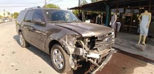 Adulto mayor provoca choque múltiple en Río Bravo; tres vehículos dañados