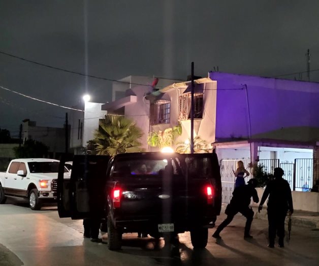 Alarman hombres armados; filmaban una narcopelícula Alarman hombres armados; filmaban una narcopelícula