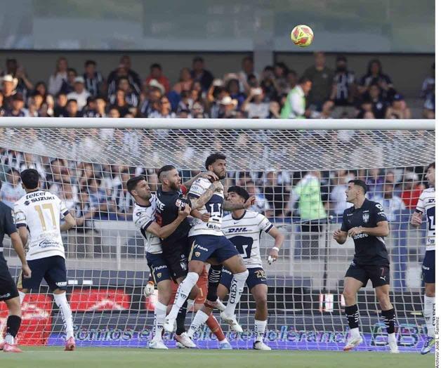 Rayados de Monterrey y Pumas de la UNAM se disputan lugar en Liguilla