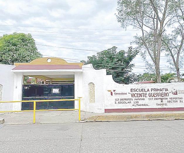 Denuncian padres desfalco en primaria de Altamira Denuncian padres desfalco en primaria de Altamira