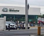 Automovilistas desobedecen orden en Banco Bienestar