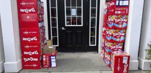 Niño en Kentucky pidió por Amazon 70.000 piruletas
