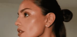 Acusan a Eiza González de rechazar a fans; la tildan de malagradecida