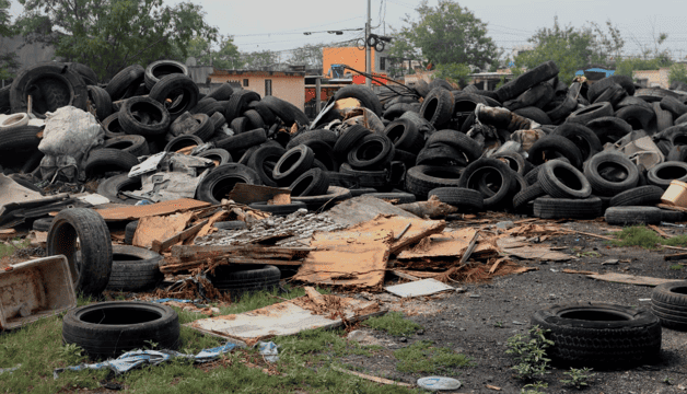 Problema de llantas en colonia Balcones de Alcalá de Reynosa