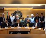 Se deslindan diputados de candidatos cuestionados