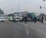 Reportan seis pasajeros lesionados en choque de transporte en Reynosa