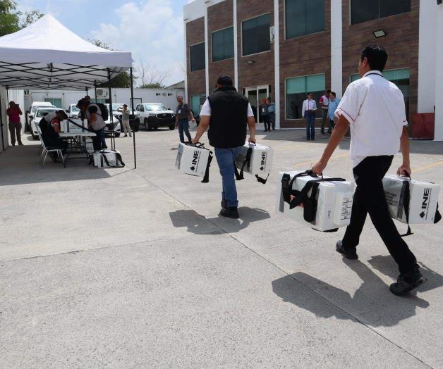 Simulan conteo de votos