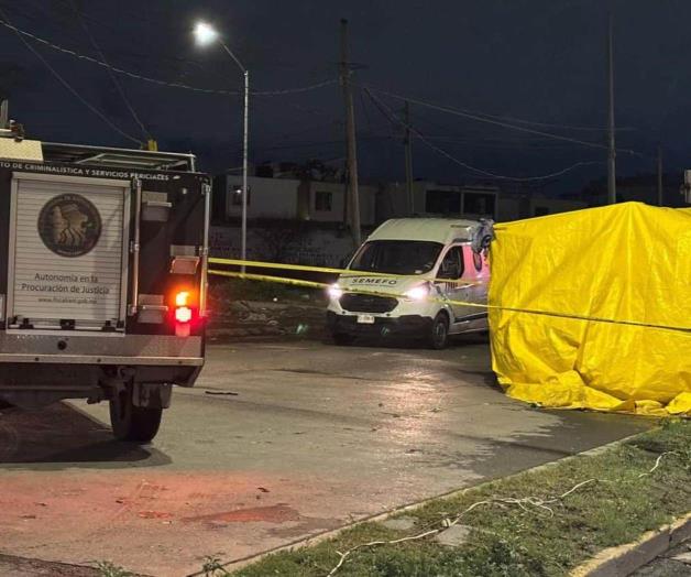 Mujer fallece por descarga eléctrica en mercado rodante en Escobedo Mujer fallece por descarga eléctrica en mercado rodante en Escobedo