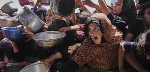 Agencias de ONU advierten que planes de Israel para distribuir ayuda ponen en peligro vidas en Gaza