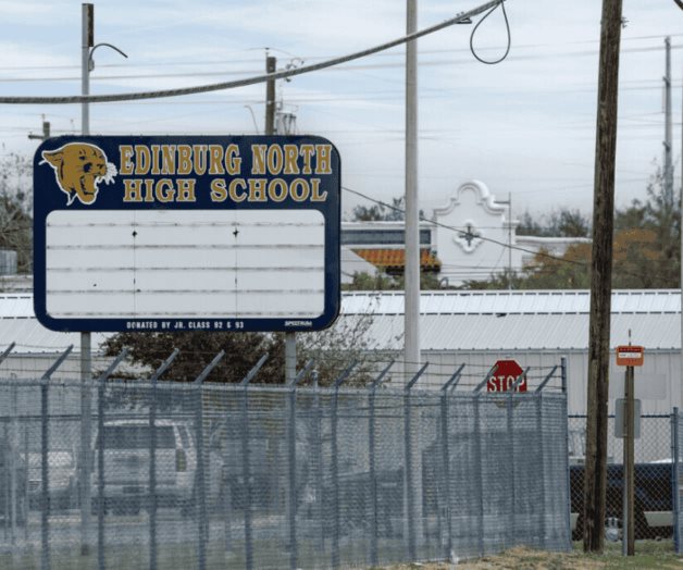 Enfrenta estudiante cargo por posesión de un arma Enfrenta estudiante cargo por posesión de un arma