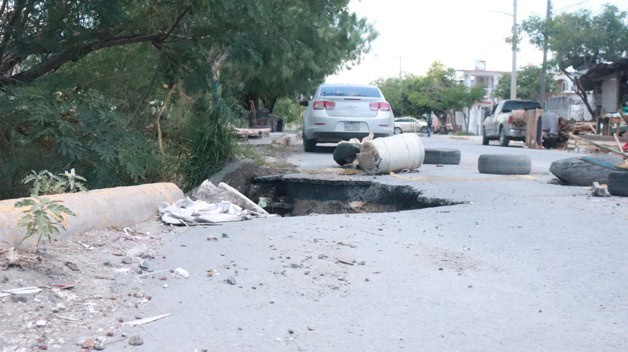 Temen crezca socavón en lateral del Canal Anzaldúas de Reynosa