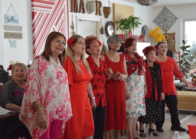 Celebran a Mamá Celebran a Mamá