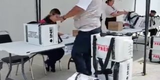 Simulacro operativo de la jornada electoral y cómputos distritales en INE 07 en Reynosa.
