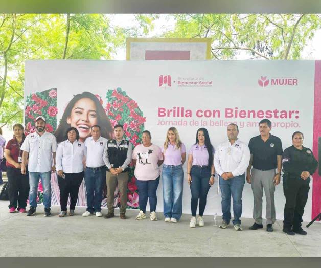 Guardia Estatal de Género participa en Jornada de la Belleza en Matamoros