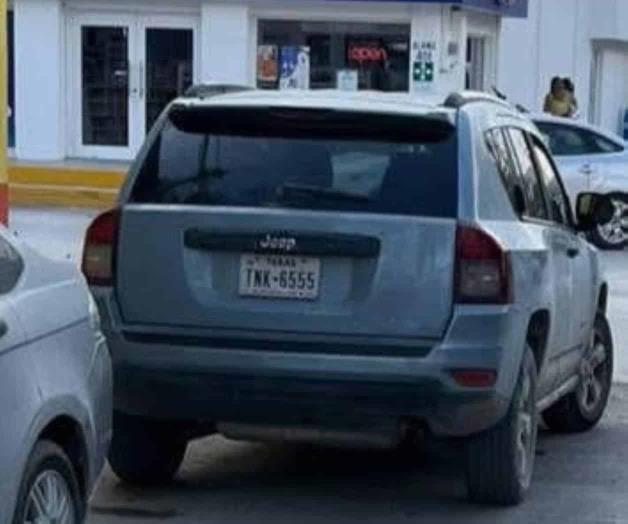 Roban camioneta afuera de vivienda en la colonia Monterreal Roban camioneta afuera de vivienda en la colonia Monterreal