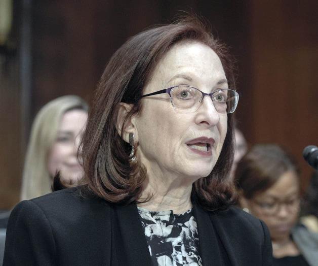 Despide EU a la jefa de derechos de autor