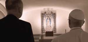 El Papa León XIV rinde homenaje a su antecesor Francisco