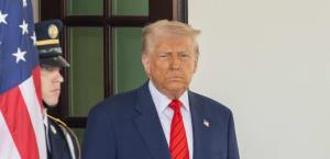 Controversia por regalo de avión de lujo a Trump
