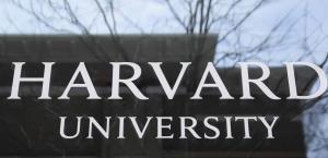 Continúa conflicto entre Harvard y la administración Trump