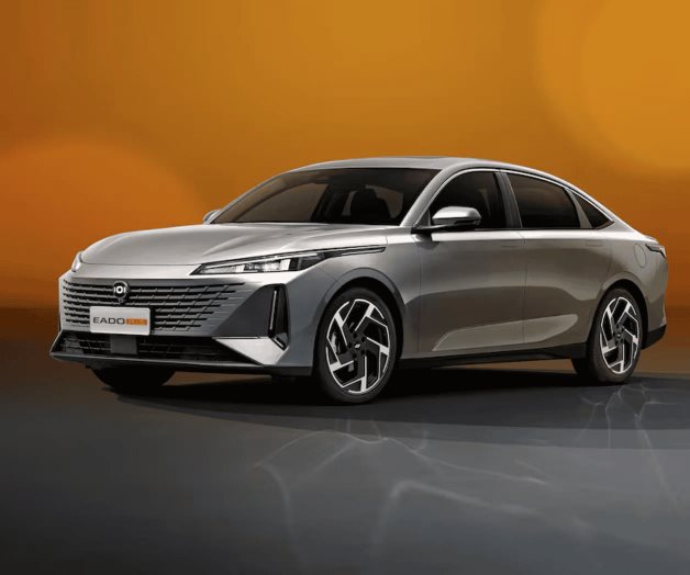 Changan se expande con 4 modelos; 2 híbridos y 2 a combustión Changan se expande con 4 modelos; 2 híbridos y 2 a combustión