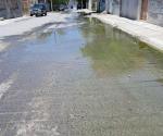 Fluyen aguas negras en la colonia López Portillo