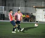 Presumen periodistas su paso perfecto en el torneo de futbol