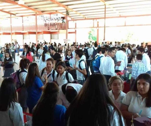 Combaten violencia escolar Combaten violencia escolar