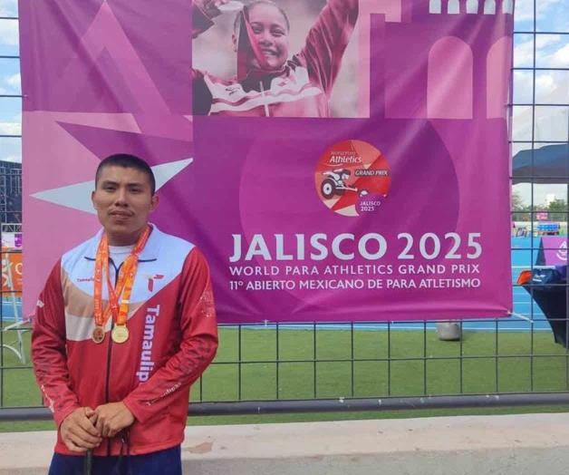 Se cuelga dos medallas de oro