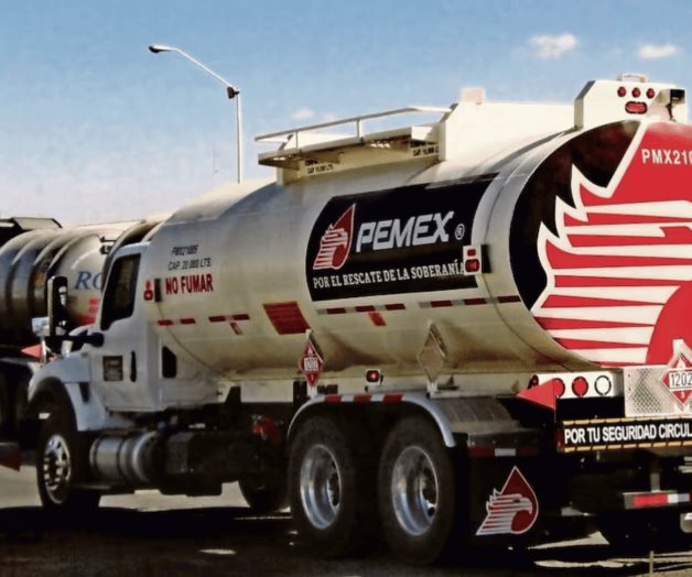 Pemex lanza licitación a privados para subir producción de petróleo Pemex lanza licitación a privados para subir producción de petróleo