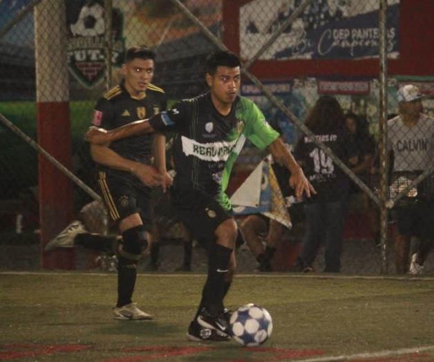 Real Maletas se mantiene en la cima Real Maletas se mantiene en la cima