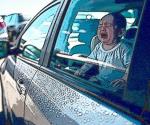Auto cerrado, trampa mortal para bebés, personas vulnerables y mascotas